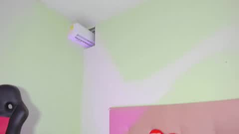 Snapshot of sasuke_uchiha12 chatting on 03-09-25, 10:19 Evans Williams online show from 03-09-25, 10:19