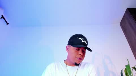     online show from 02-12-26, 06:52