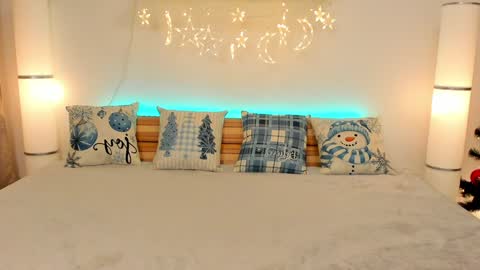 Snapshot of satimilf_ chatting on 12-31-24, 11:28 Sati online show from 12-31-24, 11:28