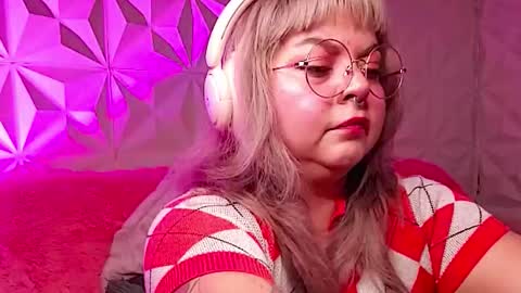 Gina George online show from 11-28-25, 11:51