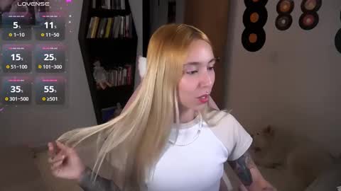 I AM JENN  online show from 09-20-25, 01:17