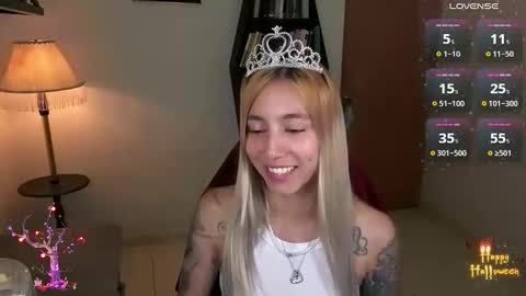 I AM JENN  online show from 10-31-25, 02:23