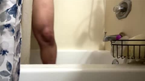 Snapshot of saucy_latino chatting on 01-05-26, 07:17 ElVergone online show from 01-05-26, 07:17