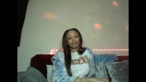 Shaniiice online show from 01-31-25, 02:04