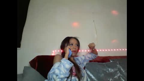 Shaniiice online show from 02-25-25, 07:36