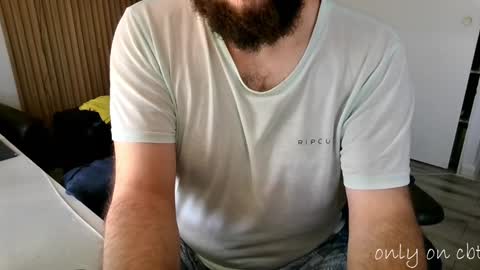 Snapshot of saucybonjo chatting on 12-29-24, 01:06 Ben online show from 12-29-24, 01:06