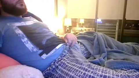 Snapshot of saucybonjo chatting on 03-11-25, 09:56 Ben online show from 03-11-25, 09:56