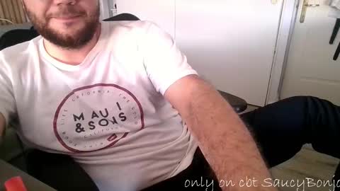 Snapshot of saucybonjo chatting on 10-16-25, 09:38 Ben online show from 10-16-25, 09:38