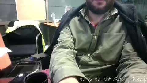 Snapshot of saucybonjo chatting on 11-17-25, 03:56 Ben online show from 11-17-25, 03:56