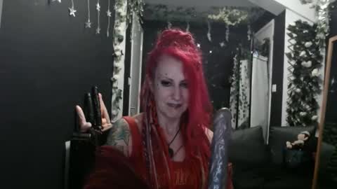 SaucySky online show from 02-09-25, 07:16