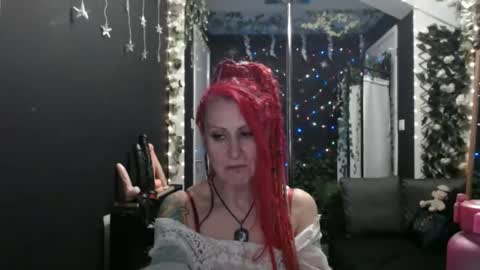 SaucySky online show from 02-19-25, 01:08