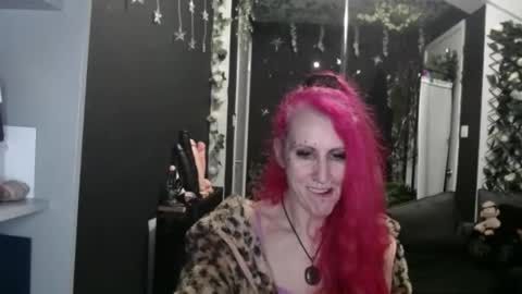 SaucySky online show from 11-06-25, 11:37