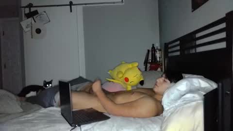 Snapshot of saucyydickk chatting on 12-17-25, 01:06 thickdick online show from 12-17-25, 01:06