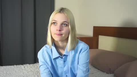 Snapshot of savannahshor chatting on 10-17-25, 07:05 savannahshor online show from 10-17-25, 07:05