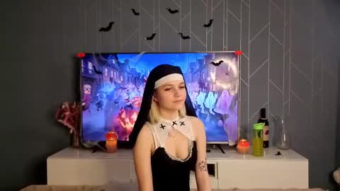 Snapshot of savannahshor chatting on 11-01-25, 07:27 savannahshor online show from 11-01-25, 07:27