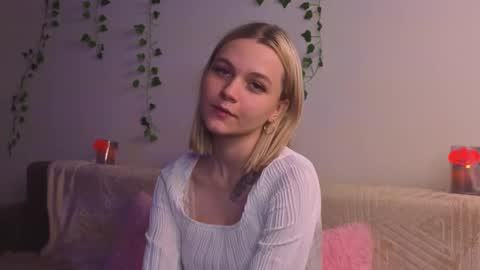 Snapshot of savannahshor chatting on 11-09-25, 08:29 savannahshor online show from 11-09-25, 08:29