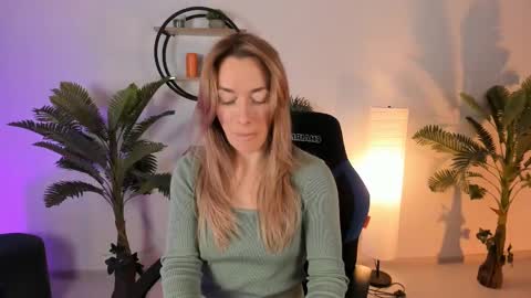 save the qween online show from 02-13-25, 07:45