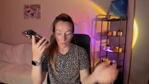 save the qween online show from 09-14-25, 10:58