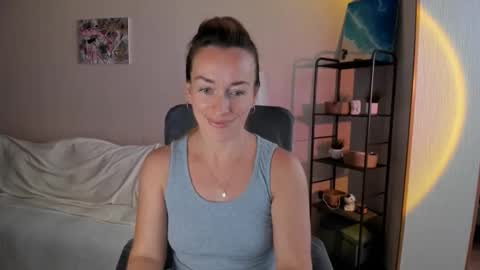 save the qween online show from 10-04-25, 09:18