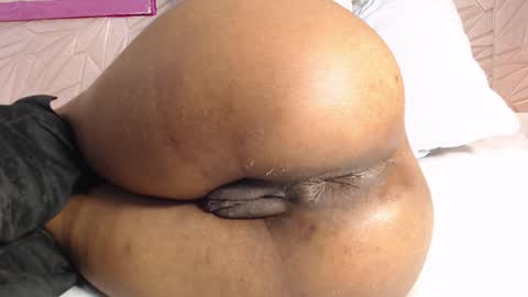 Snapshot of savory_pussy18 chatting on 01-04-25, 03:39 savory_pussy18 online show from 01-04-25, 03:39