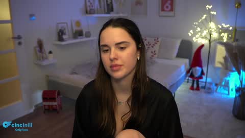 Naomi online show from 01-03-25, 10:51