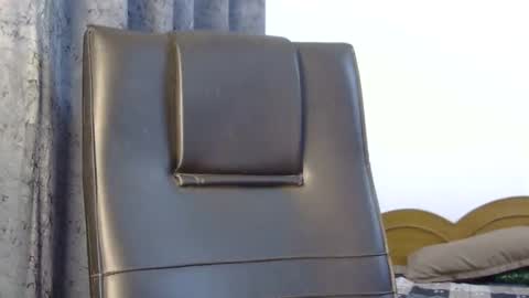 Snapshot of saxee_love chatting on 11-16-25, 06:24 saxee online show from 11-16-25, 06:24