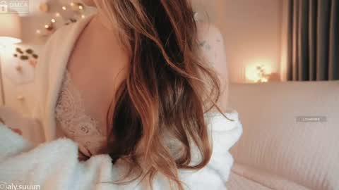 Alyson or just Aly   online show from 04-15-26, 04:14