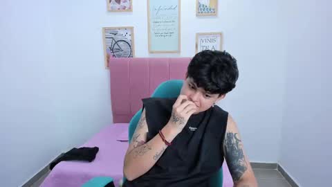 Snapshot of sayd_23 chatting on 02-09-25, 05:40 sayd_23 online show from 02-09-25, 05:40