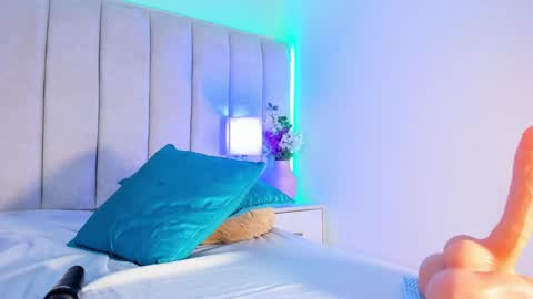 Say Lilith   Monday to Saturday 700am to 140pm Colombian time  online show from 02-03-25, 03:17