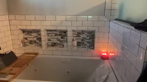 Good Girls Say Please...and Thank You online show from 01-12-25, 08:57