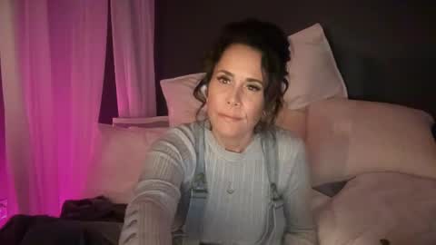 Good Girls Say Please...and Thank You online show from 01-22-25, 06:20