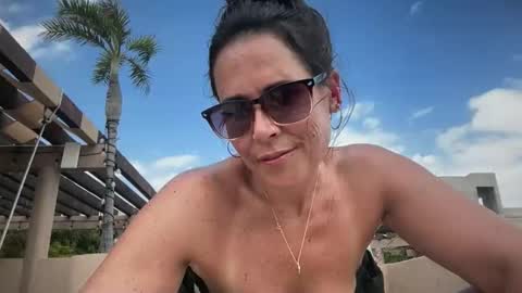 Good Girls Say Please...and Thank You online show from 02-26-26, 07:46