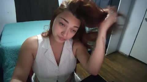 scarett_23 online show from 11-10-25, 08:41