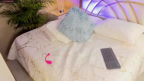 scarlet hill online show from 01-05-25, 03:22