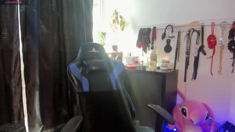 scarlet taylor kennedy online show from 02-06-25, 08:45