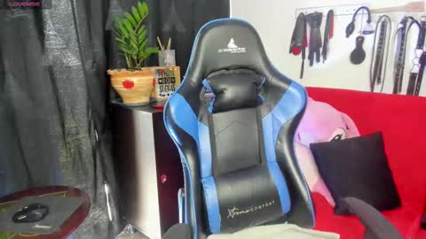 scarlet taylor kennedy online show from 02-17-25, 06:48