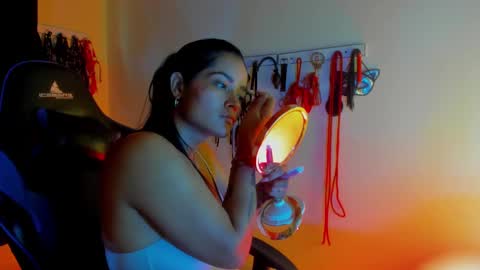 scarlet taylor kennedy online show from 10-25-25, 08:14