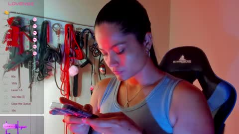 scarlet taylor kennedy online show from 04-17-26, 12:02