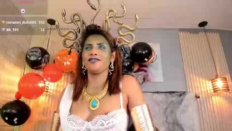 Scarlet online show from 10-31-25, 11:06