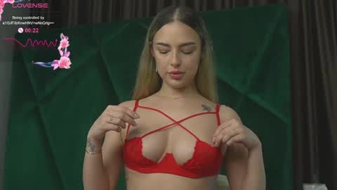 Scarlet online show from 09-24-25, 10:02