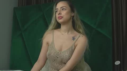 Scarlet online show from 10-20-25, 11:05