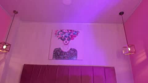 Scarlet  online show from 10-23-25, 10:52