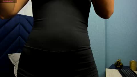 Snapshot of scarlethfoxx_ chatting on 02-27-26, 02:11 scarlethfoxx_ online show from 02-27-26, 02:11