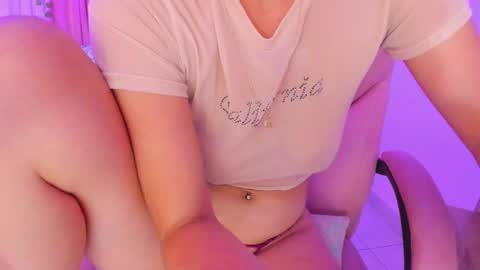 Snapshot of scarletliz chatting on 03-06-25, 03:13 Scarletliz online show from 03-06-25, 03:13