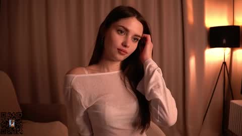 Snapshot of scarletmore chatting on 01-15-25, 09:20 Scarlet online show from 01-15-25, 09:20