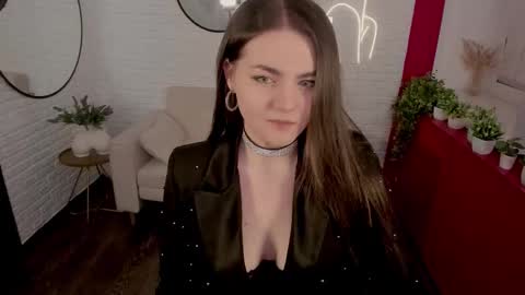 Snapshot of scarletmurrr chatting on 02-28-26, 03:46 Scarlett online show from 02-28-26, 03:46