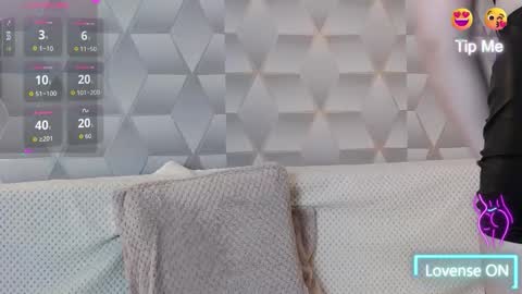 Scarlet online show from 01-06-26, 11:14