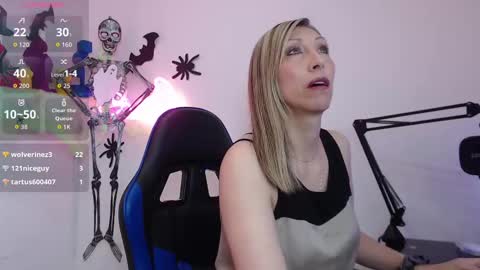 Scarlett online show from 11-05-25, 11:54