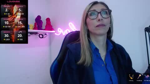 Scarlett online show from 01-18-26, 12:09