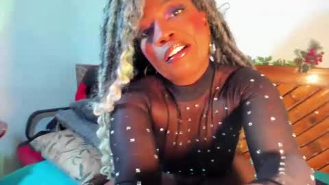 Mariana online show from 01-10-25, 12:36